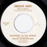 Record label for "Diamonds In The Rough" by Sunlight and Thee New Seeds (Sky Saxon) on Emerald Light, 1975